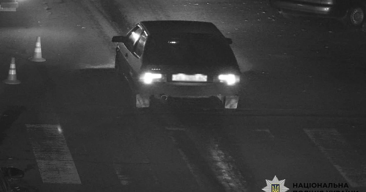 Підліток у Києві вкрав авто військового
