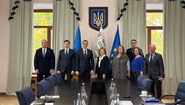 За підтримки ЮНІСЕФ у 98 медзакладах встановлять сонячні енергосистеми