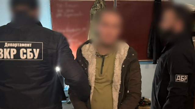Змінив 77 номерів на 18 смартфонах: у ЗСУ викрили російського "крота"