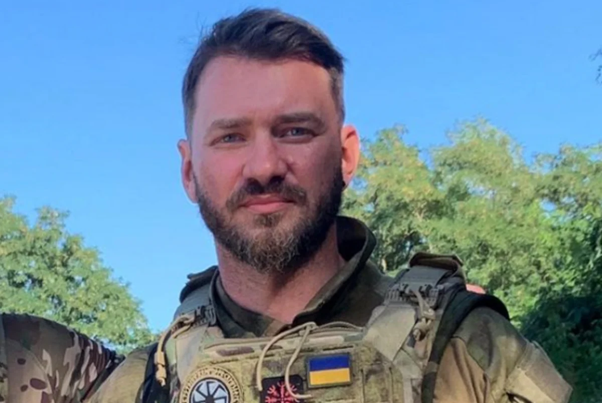 Танцівник-воїн Дікусар вперше за довгий час вийшов на зв'язок зі служби