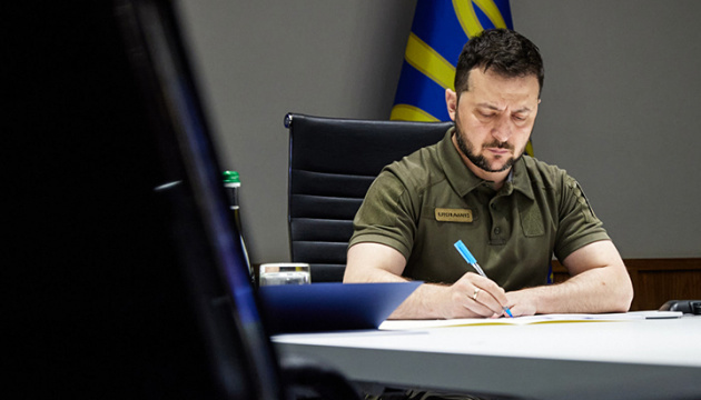 Зеленський запровадив санкції проти виробників російської балістики та постачальників компонентів для ОПК