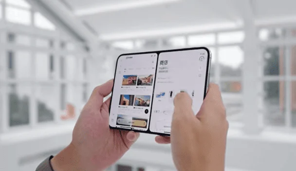 Мороз −20°C і тисячі складань: блогер перевірив новий iPhone Duo