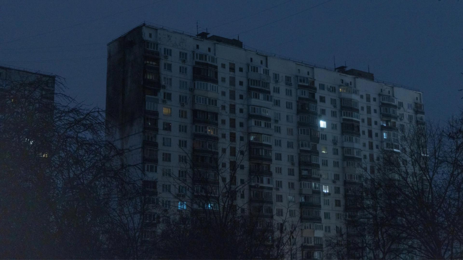 На Харківщині загинув енергетик, у дев'яти областях – нові знеструмлення
