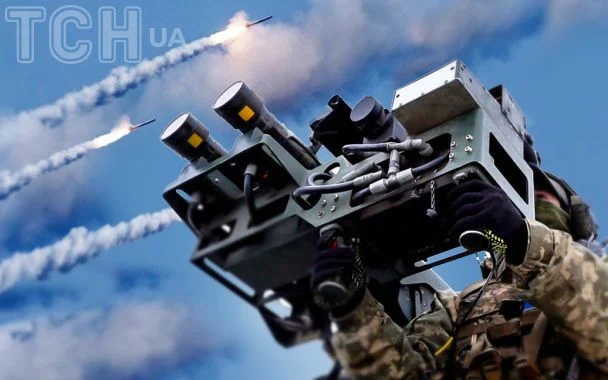 Ракетна атака на Київ: є влучання в об'єкт інфраструктури та постраждалі