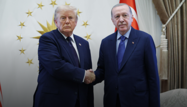 Ердоган і Трамп обговорили завершення війни Росії проти України дипломатичним шляхом