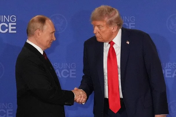 Трамп потрапив у пастку Путіна: економічні поступки не зупинять війну в Україні — The Atlantic