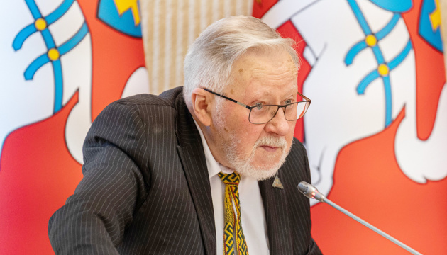 Колишнього лідера Литви Вітаутаса Ландсбергіса шпиталізували у Вільнюсі