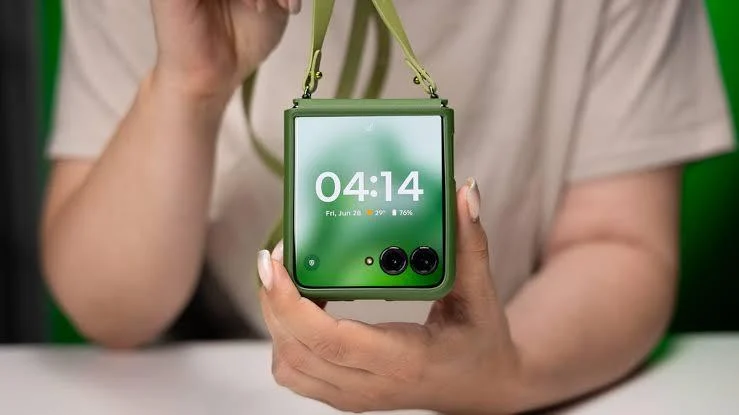 Названо 5 недорогих Android-смартфонів для тих, хто не любить великі екрани