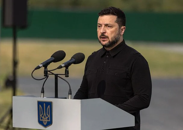 «Цивільні гинули»: Зеленський відповів Маску щодо наслідків вимкнення Starlink