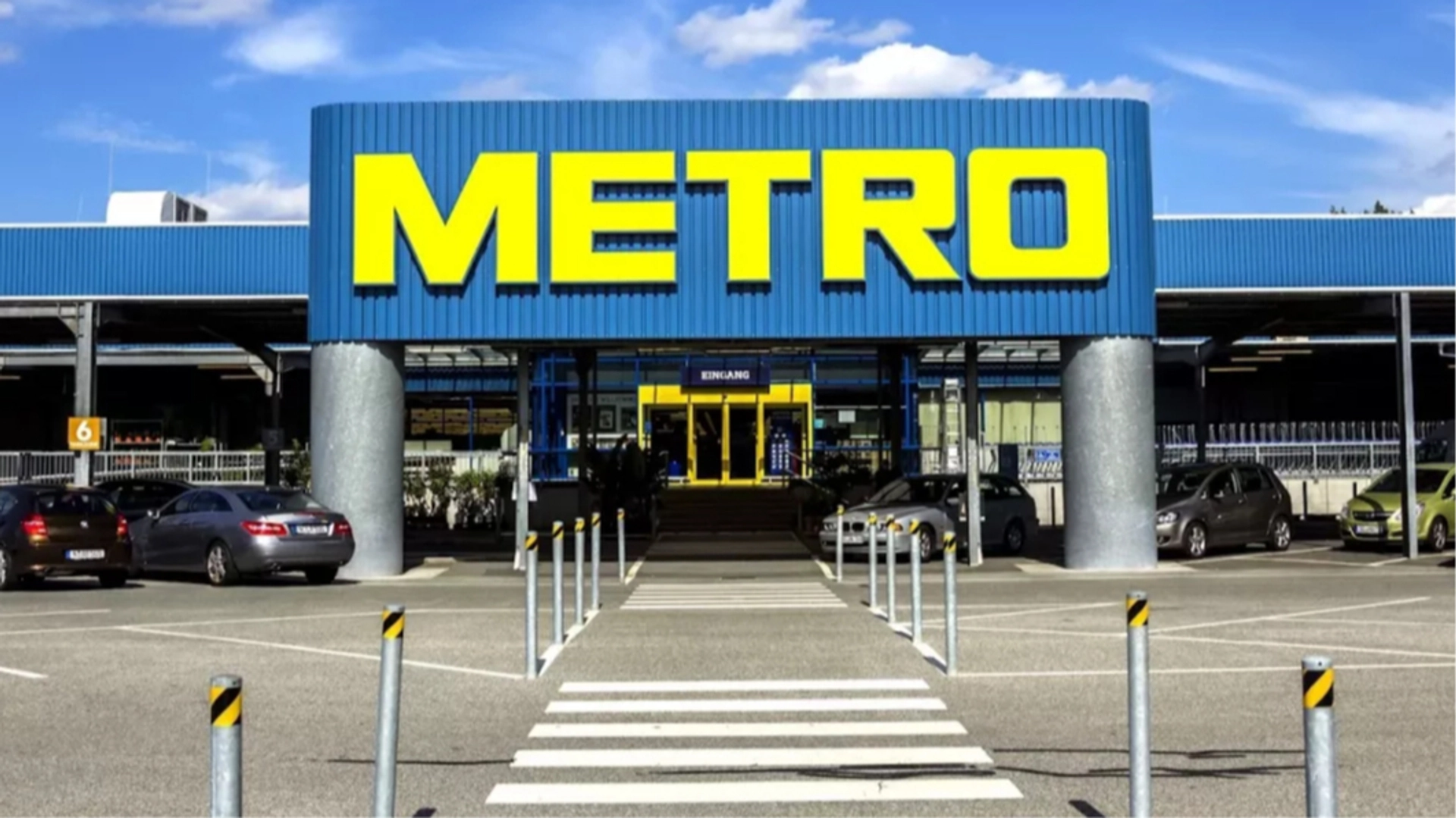 Захоплений бізнес Metro у Росії "пожертвував" 12,4 мільйона доларів на війну