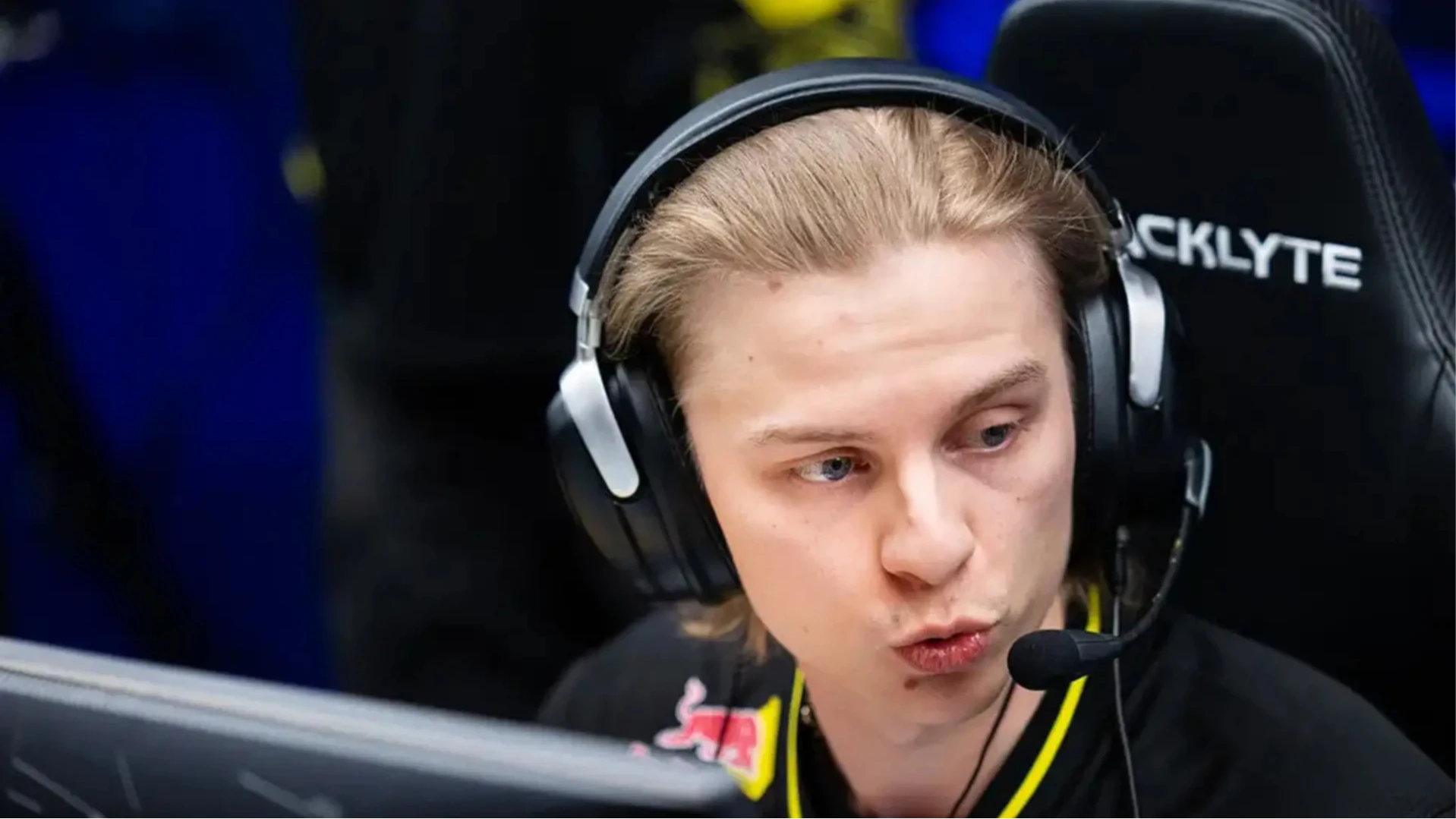 NAVI перемогли росіяни та вийшли у плейоф PGL Masters Bucharest 2026