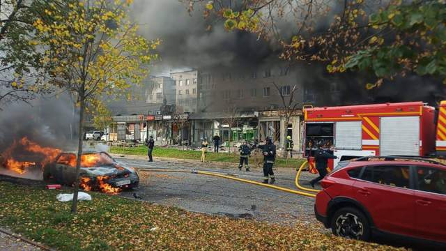 Росія вдарила по центру Чернігова: загинули дві 15-річні дівчини, багато постраждалих