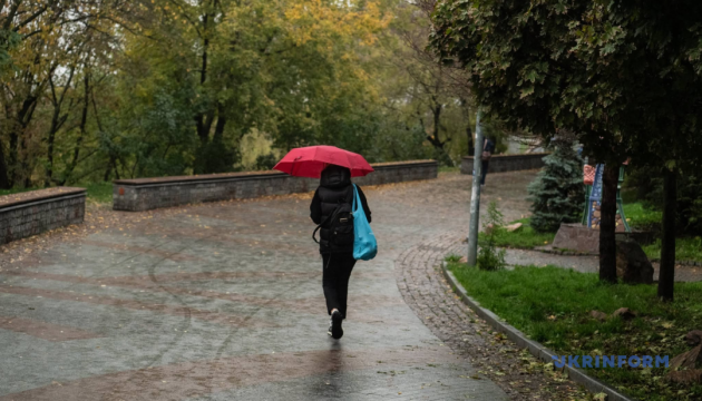 Синоптики розповіли, якою буде погода в листопаді та коли випаде сніг