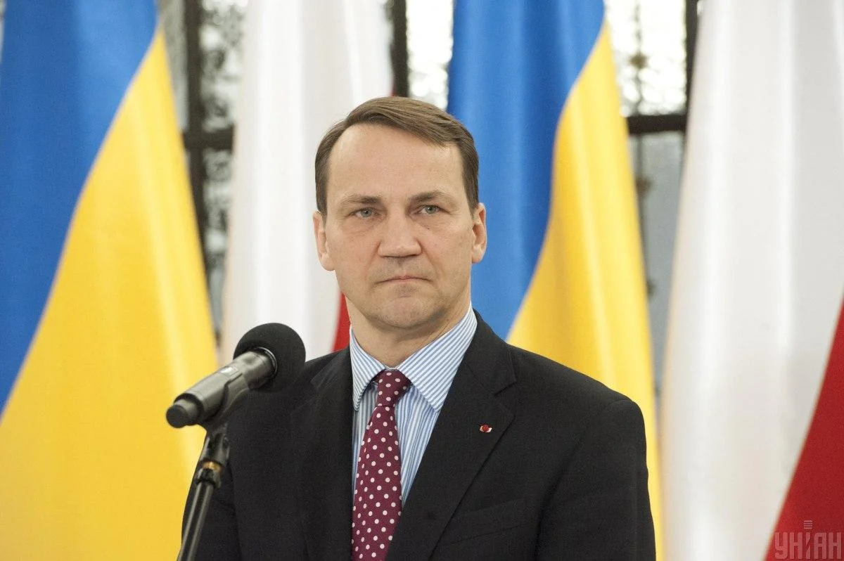 Війна в Україні має закінчитися: Сікорський зробив заяву щодо російського газу
