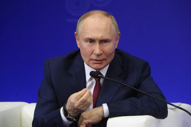 Хоче не лише 4 області і Крим: ISW проаналізував "історичний" виступ Путіна