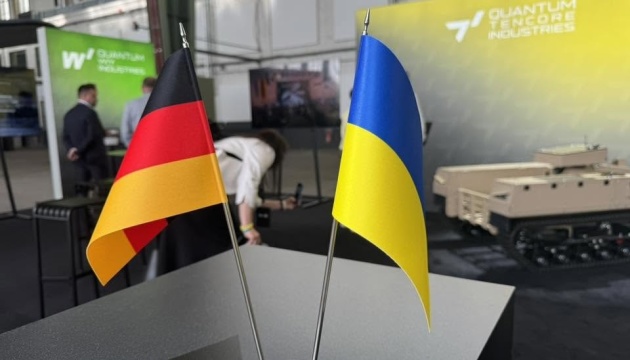 Близько 63% німців - за збереження або збільшення військової допомоги Україні