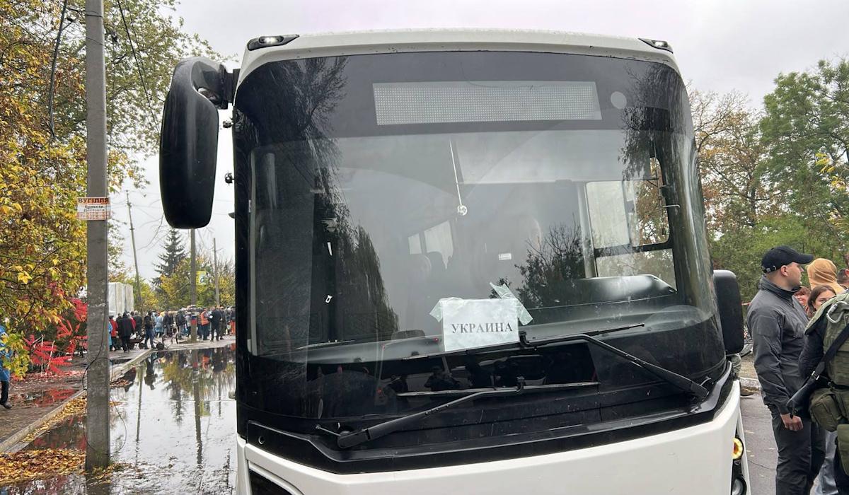 Евакуація з Олешків: стало відомо, скільки людей вивезли