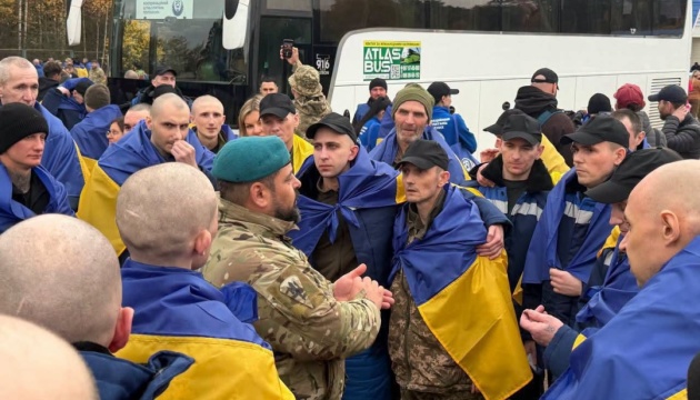 Після понад чотирьох років полону додому повернувся захисник із Буковини