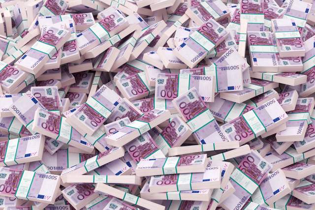 ЄС виділить Україні десятки мільярдів євро: коли очікувати гроші