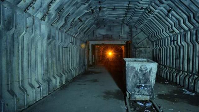 Росія обіцяє роботизувати шахти на окупованому Донбасі, поки насправді вугільна галузь занепадає