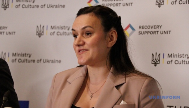 Бережна: 87% українців протягом останнього року читали книжки українською