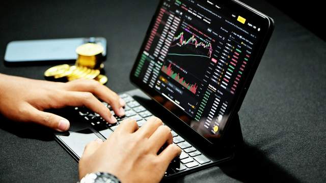 Зі зламаних рахунків Binance уже вивели понад 6 мільярдів доларів: хто стоїть за атакою