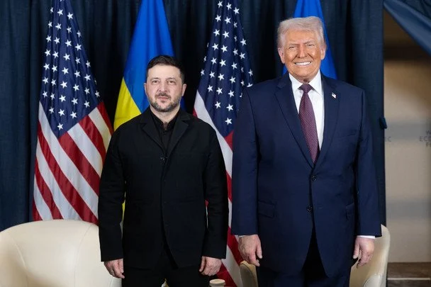 Трамп схиляє Зеленського до територіальних поступок: пропонує нову угоду щодо Донбасу – NYT