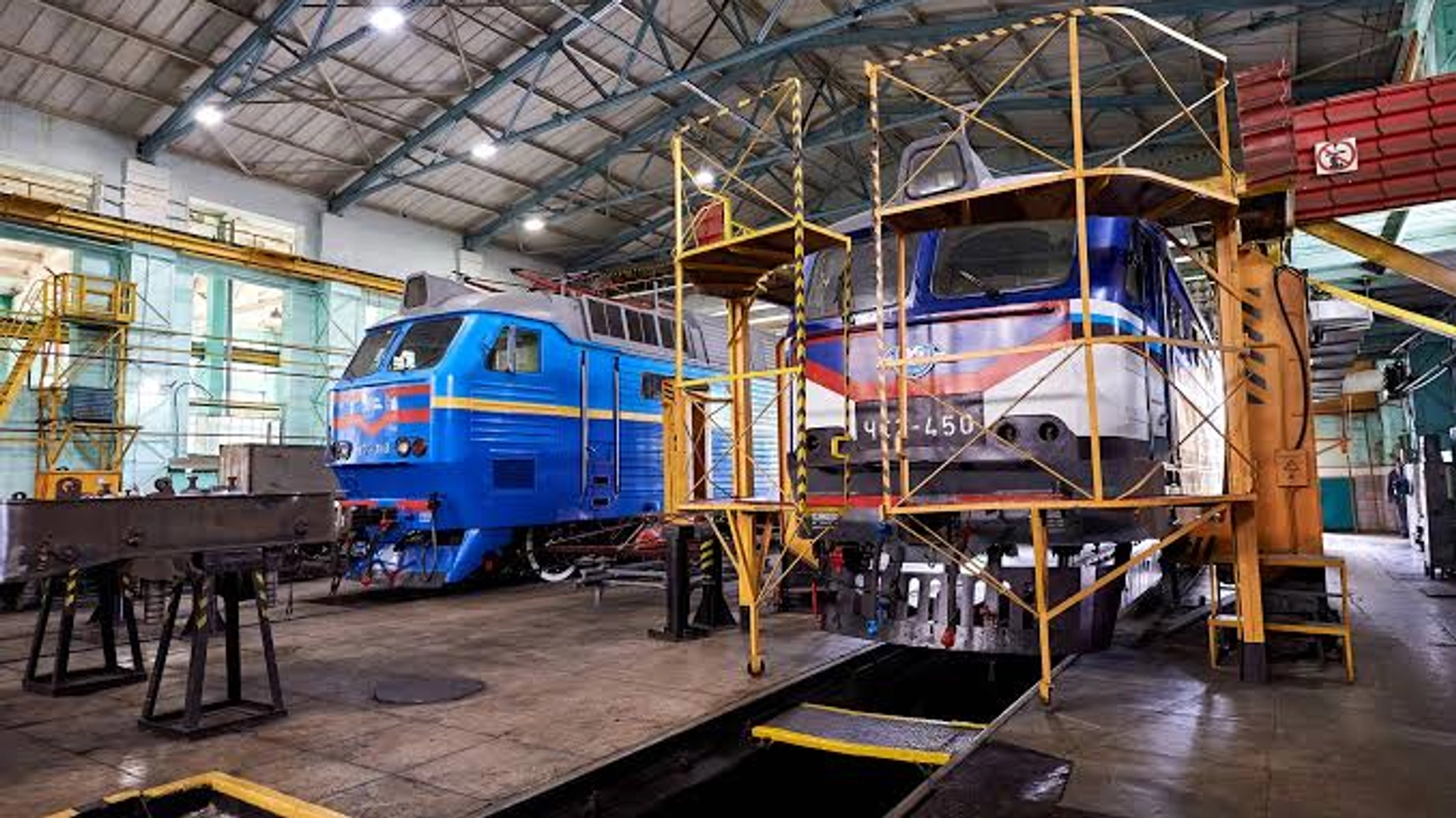 Уряд може дозволити ввозити до України локомотиви без оцінки відповідності