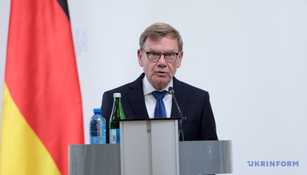Вадефуль порушить питання припинення війни РФ проти України на зустрічі G20