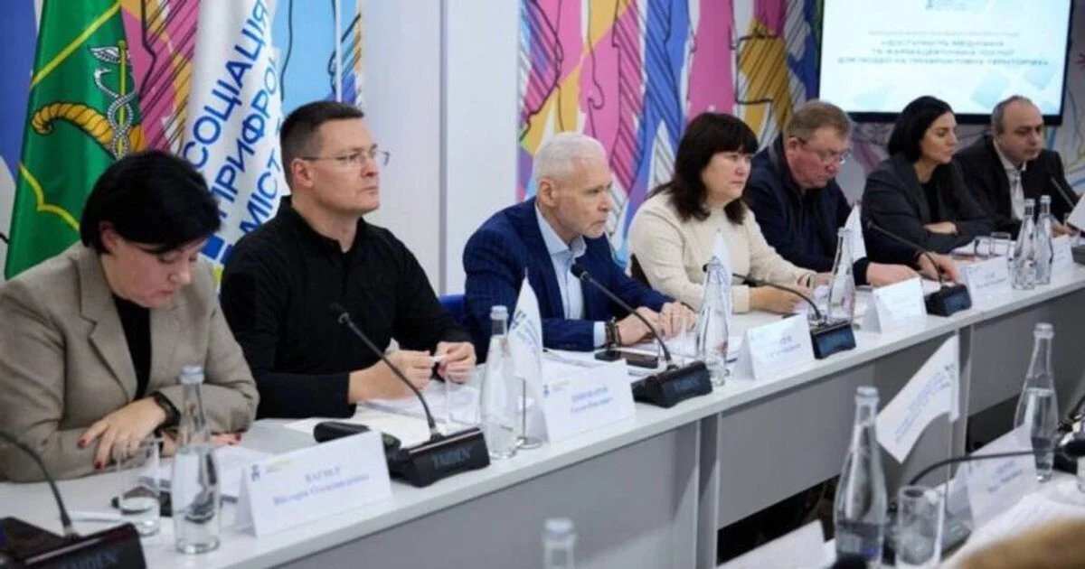 «Не просто гарантувати, а забезпечити реальну можливість лікуватися»: Терехов представив рішення для підвищення доступності медичної допомоги та ліків для людей