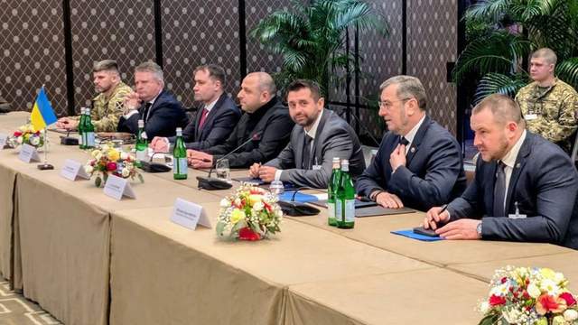 Переговори відновляться в листопаді: політолог оцінив шанси на енергетичне та морське перемир'я
